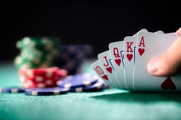 PMPL Indonesia tournament bracket and coitoto live blackjack displayed on mobile phone screen
