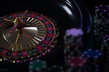 coitoto mobile app showing Reactoonz bet controls and balance display
